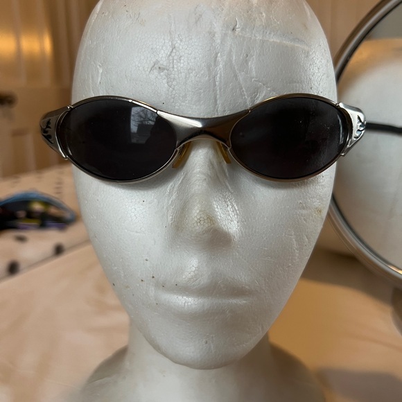 Vintage Blue Flame Silver Sunglasses - Picture 2 of 4
